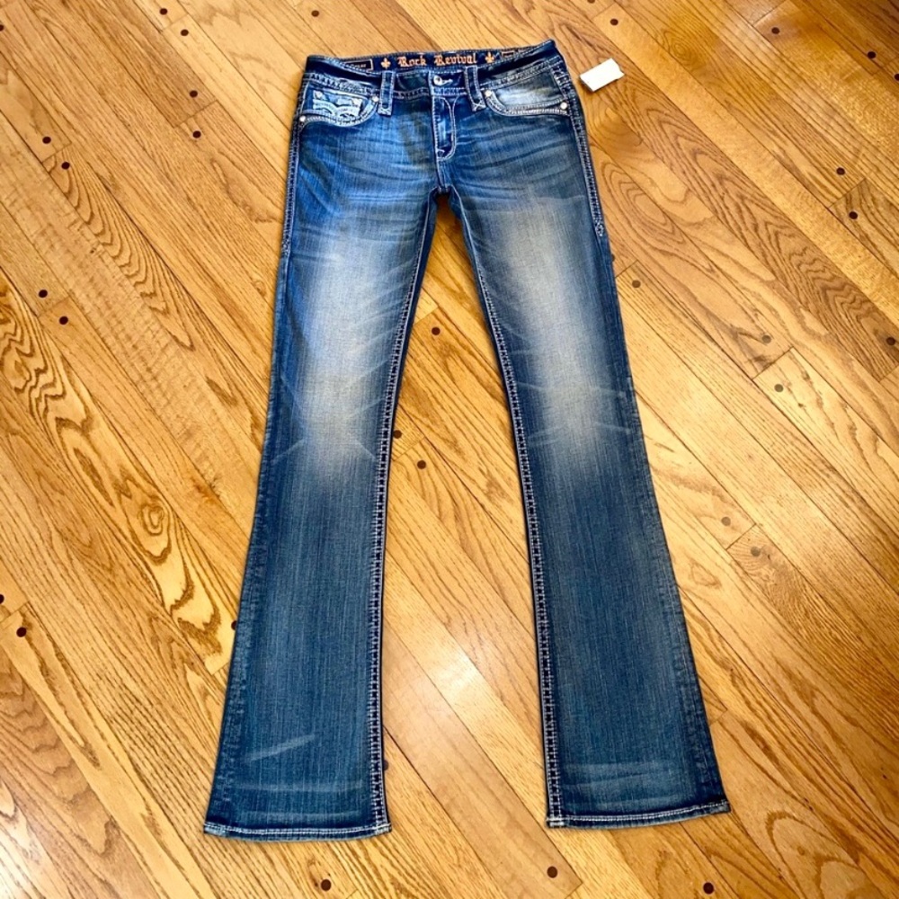 NWT ROCK REVIVAL GREER BOOT CUT JEANS 27/32